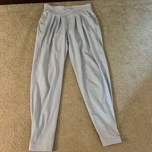 Calia by Carrie Underwood pants size xs.